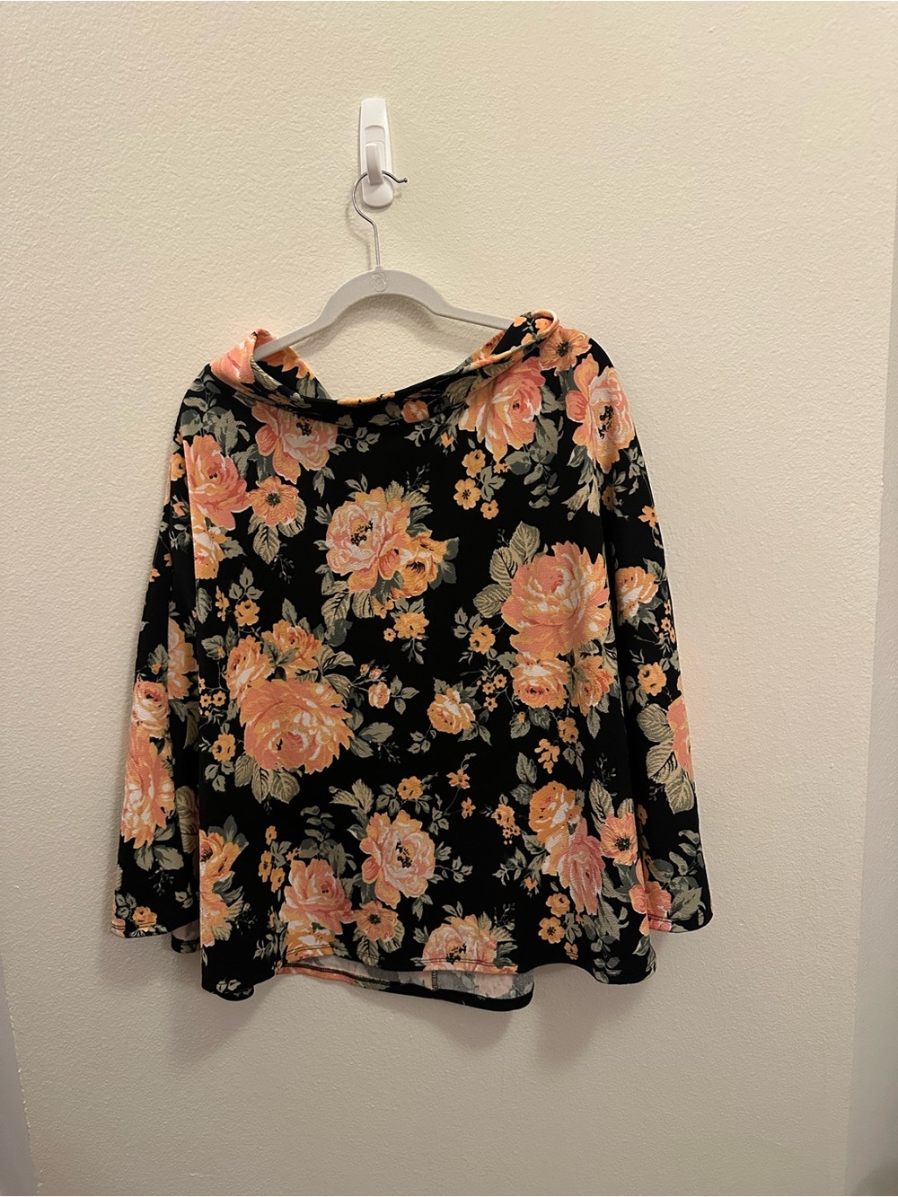 Agnes & Dora Black skirt with Peach Floral Print